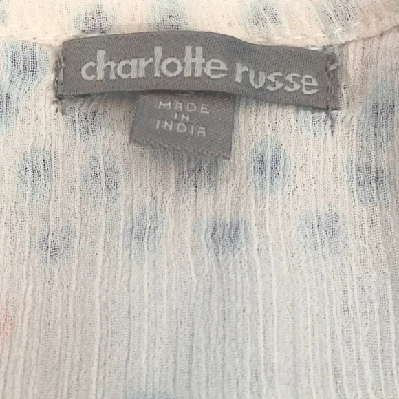 🎉 Sale CHARLOTTE Russe Sleeveless Blouse - Picture 6 of 7